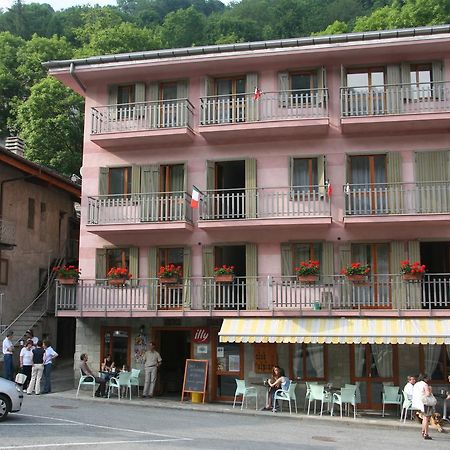 Albergo Club Alpino Кріссоло Екстер'єр фото